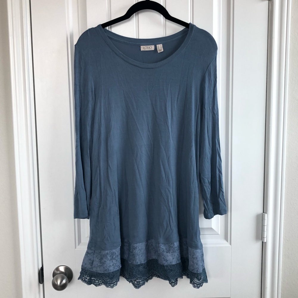 Logo Lori Goldstein long sleeve lace top size M